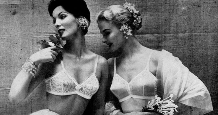1960年代頃のランジェリー